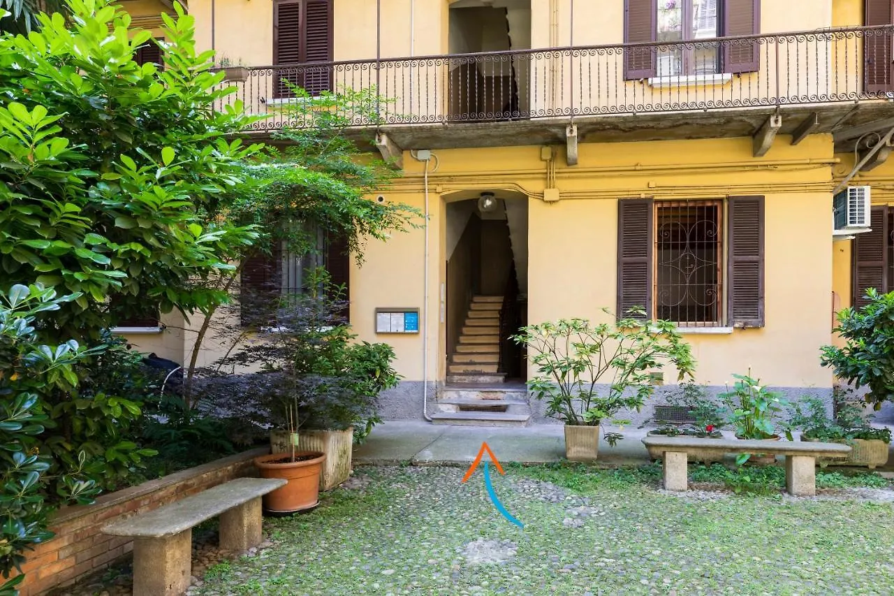 Fashion District - Top Floor Apartment 米兰